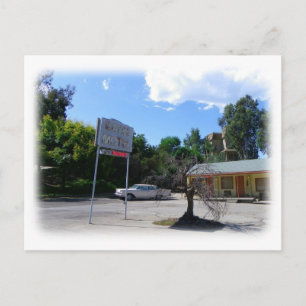¡Tarjeta postal de motel y coche genial!