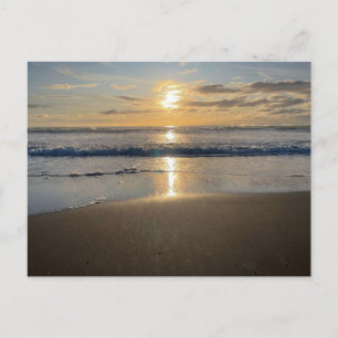 Tarjeta postal de puesta de sol en una hermosa isl