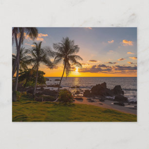 Tarjeta postal de puesta de sol en una hermosa isl