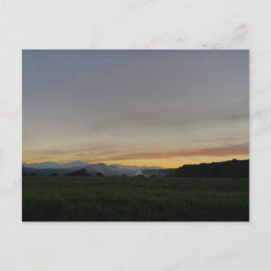Tarjeta postal de puesta de sol en una hermosa isl
