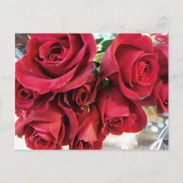 Tarjeta postal de rosas rojas para guardar la fech