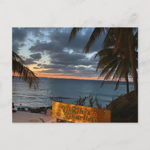 Tarjeta postal del atardecer en Chichi's'n Charlie