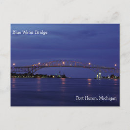 Tarjeta postal del puente de Blue Water al anochec