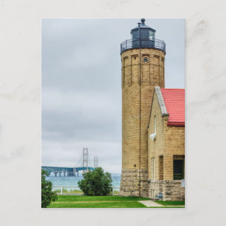 Tarjeta postal del puente de Mackinac y faro