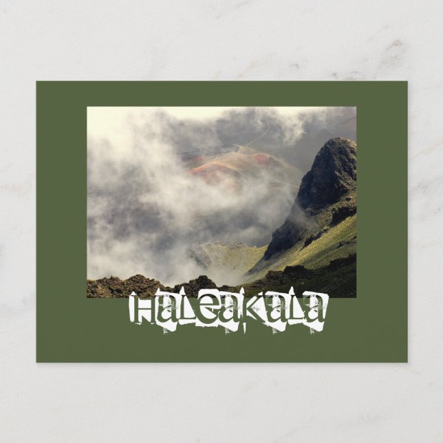 TARJETA POSTAL, "HALEAKALA ELEVÁNDOSE SOBRE LAS NU (Anverso)