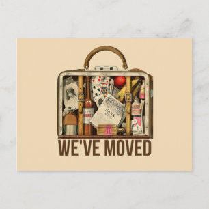 Tarjeta postal We've Moved Vintage Travel Suitcase