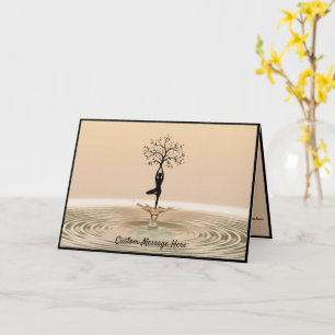 Tarjeta Postura de Yoga Zen Silueta con Diseño de Árbol de