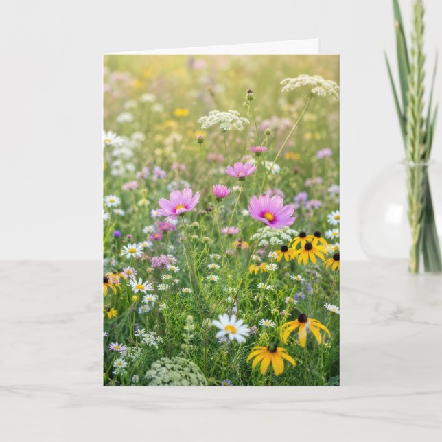 Tarjeta Pradera de flores silvestres de verano de cumpleañ (Anverso)