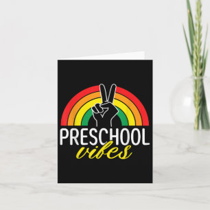 Tarjeta Primer Día De Vibes De Preescolar De Vuelta A La E