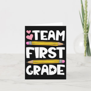 Tarjeta Primer Grado De Equipo Divertido Primer Guión Al P