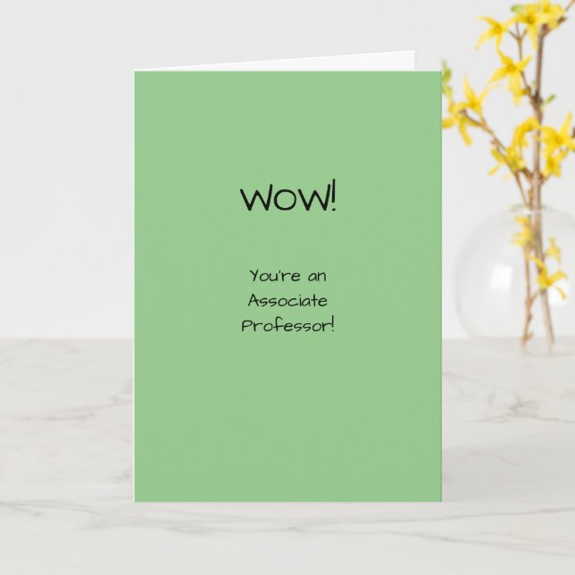 Tarjeta Profesor asociado felicitaciones Chiste gracioso (flor amarilla)