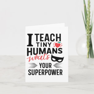 Tarjeta Profesor de superhéroe divertido enseñando superpo