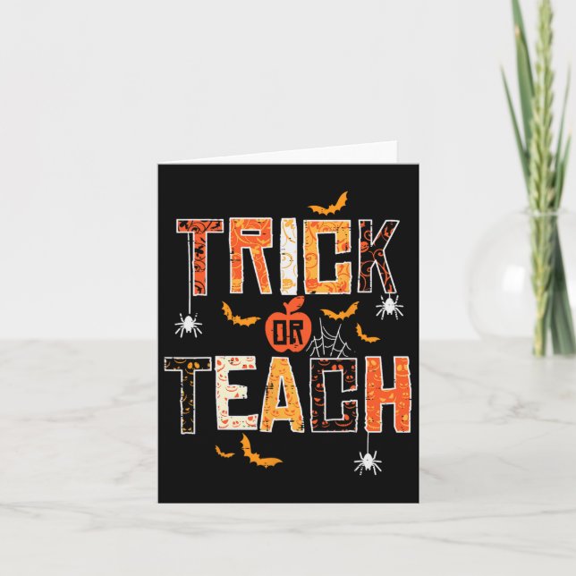 Tarjeta Profesoras De Halloween Trick O Teach Retro Hallow (Anverso)