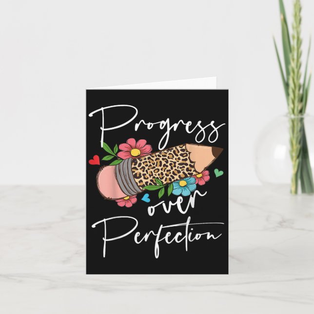 Tarjeta Progress Over Perfection Leopard Pencil Motivation (Anverso)