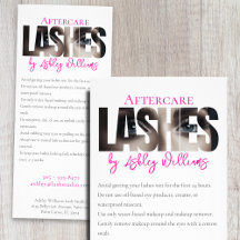 La tipografía moderna "LASHES by" postrcare