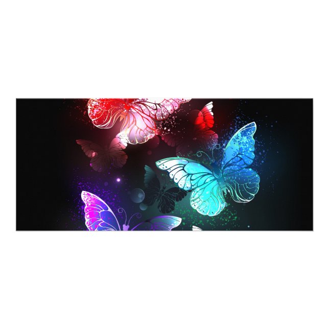 Tarjeta Publicitaria Tres mariposas brillantes en el fondo nocturno (Frente)