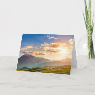 Tarjeta Puesta del sol en las montañas