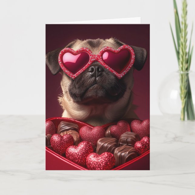 Tarjeta Pug Juguetón en Caja con Forma de Corazón para San (Anverso)