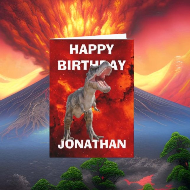 Tarjeta Que su cumpleaños sea inolvidable con nuestro T-Re (Unleash your creativity with our T Rex dinosaur card featuring a striking red volcano!)