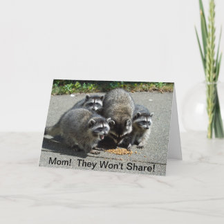 Tarjeta Raccoon Mom & Babies