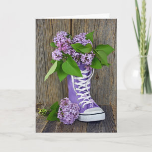 Tarjeta Ramo de Lilas de Cumpleaños en Zapatilla Morada