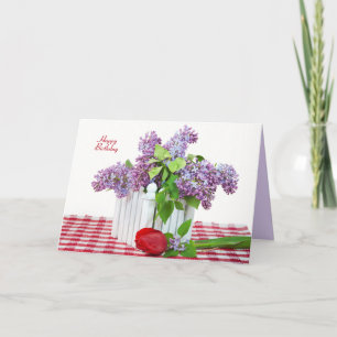 Tarjeta ramo lilac con tulipán rojo para cumpleaños