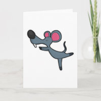 Ratón en ejercicio de estiramiento de yoga