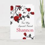 Tarjeta Red Rose Print Custom Name Birday Card-Friend<br><div class="desc">Imaginen esta preciosa tarjeta de cumpleaños impresa con rosas rojas que está siendo abierta por tu Amigo especial con su nombre personalizado. Saludo impreso en el interior deseando al destinatario un feliz cumpleaños . Personalizar su nombre eligiendo el menú a la derecha, haga clic en "Debbie" y cambie el texto....</div>