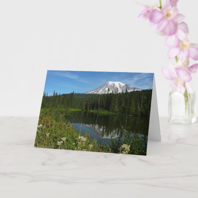 Tarjeta Reflejo del lago del Monte Rainier con flores silv (Orquídea)