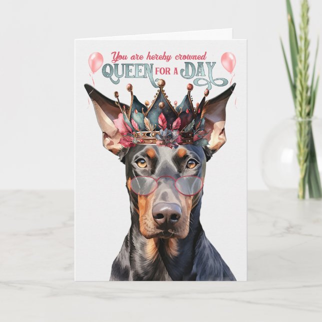 Tarjeta Reina de perro doberman por un día de cumpleaños g (Anverso)