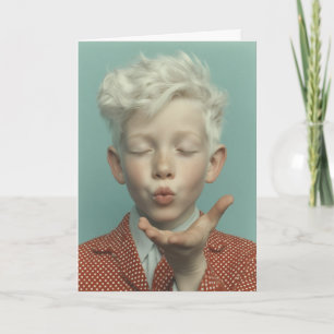 Tarjeta Retrato soñador de niño soplando un beso
