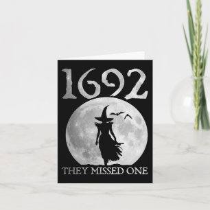Tarjeta Retro 1692 Se Perdieron a una Bruja Salem 1692 Hal