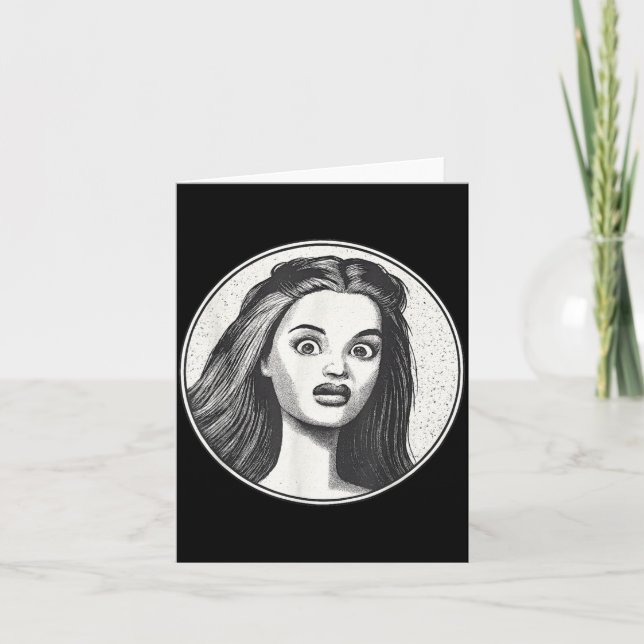 Tarjeta Retro Disgusted Doll Face  (Anverso)