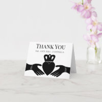 Ring Claddagh irlandés simple negro, blanco gracia