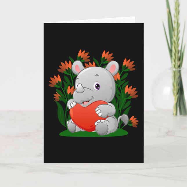Tarjeta rinoceronte de bebé sostiene un globo de corazón d (Anverso)