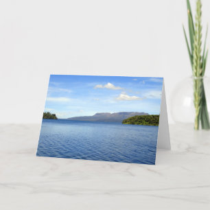 Tarjeta Rípedos en el lago Tikitapu (Lago Azul), Nueva Zel