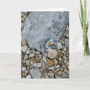 Tarjeta Rock del corazón oculto en la roca