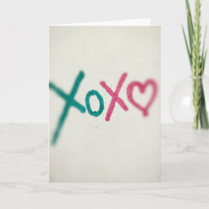 Tarjeta rosa azulada Xoxo con el corazón
