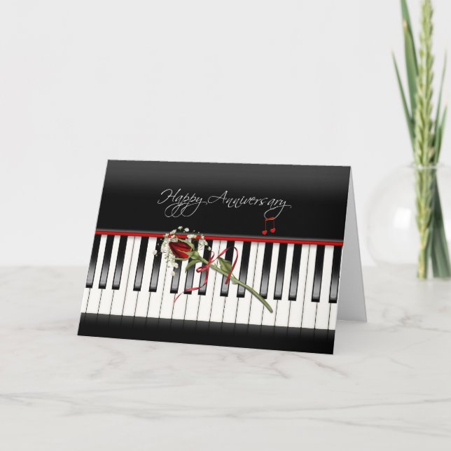 Tarjeta Rosa de aniversario en piano (Anverso)