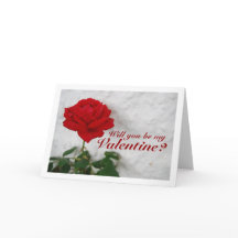 Rosa Roja contra pared blanca