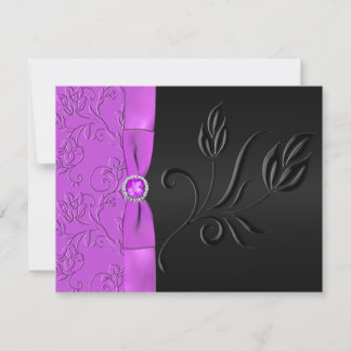 Tarjeta RSVP con joyas en negro y púrpura