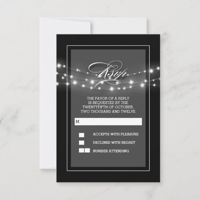 Tarjeta RSVP con luces de cadena modernas y elegan (Anverso)