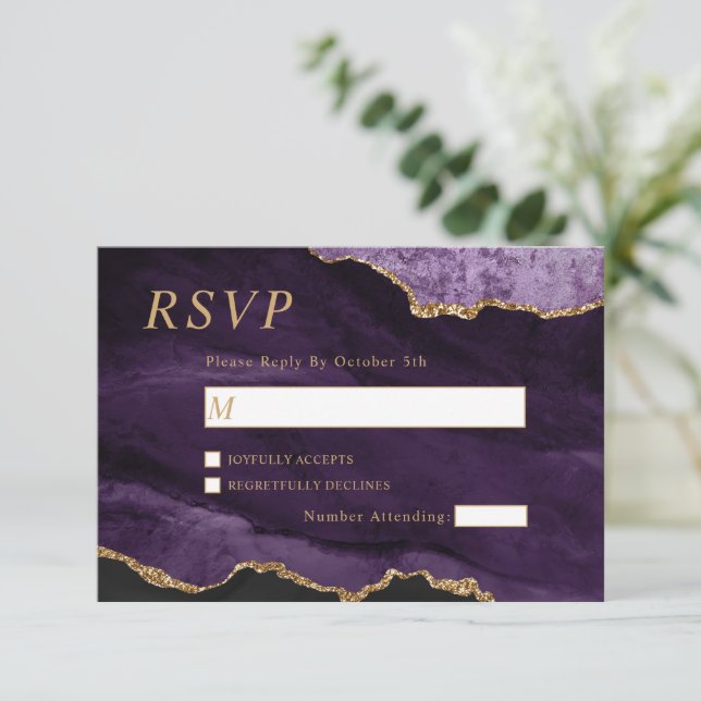 Tarjeta RSVP de Boda de Oro Negra y Púrpura (Anverso de pie)