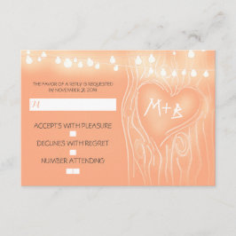 Tarjeta RSVP de boda elegante en árbol festivo