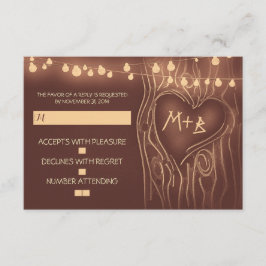 Tarjeta RSVP de boda elegante en árbol festivo