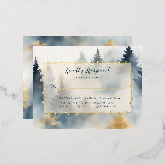 Tarjeta RSVP de Boda Forestal Blue Winter Pine Tre (Anverso/Reverso)