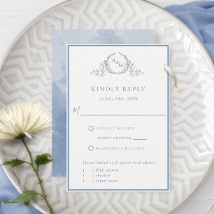 Tarjeta RSVP de boda formalmente Dusty Blue Monogr