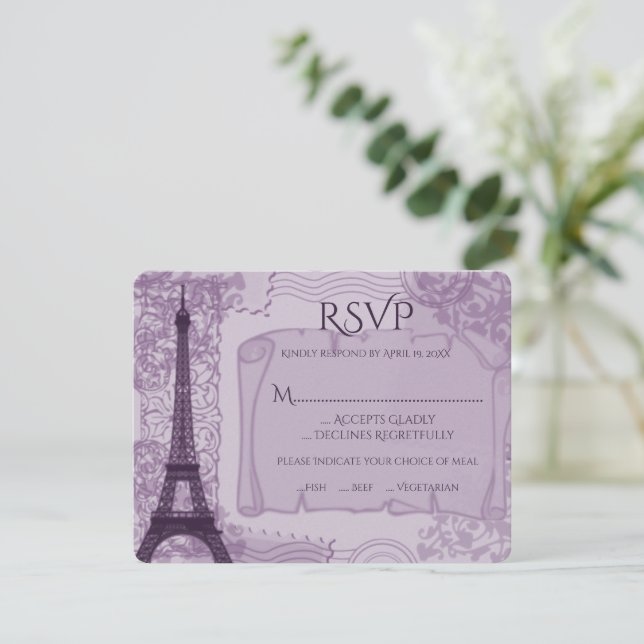 Tarjeta RSVP de boda parisina púrpura (Anverso de pie)