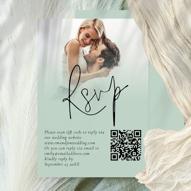Tarjeta RSVP de boda QR de soltería de sobreimpres (Available printed or digitally)