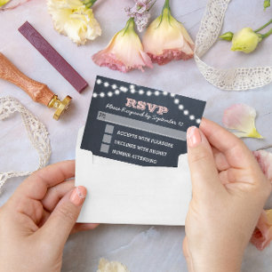 Tarjeta RSVP de Boda Rosada con luces de tablero